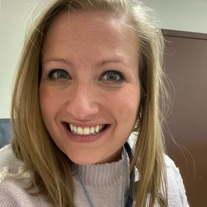 Meet your Posher, Carolina